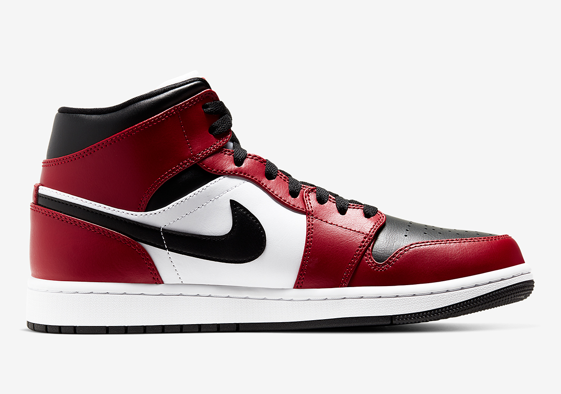 Air Jordan 1 Mid 554724 069 Release Info 3