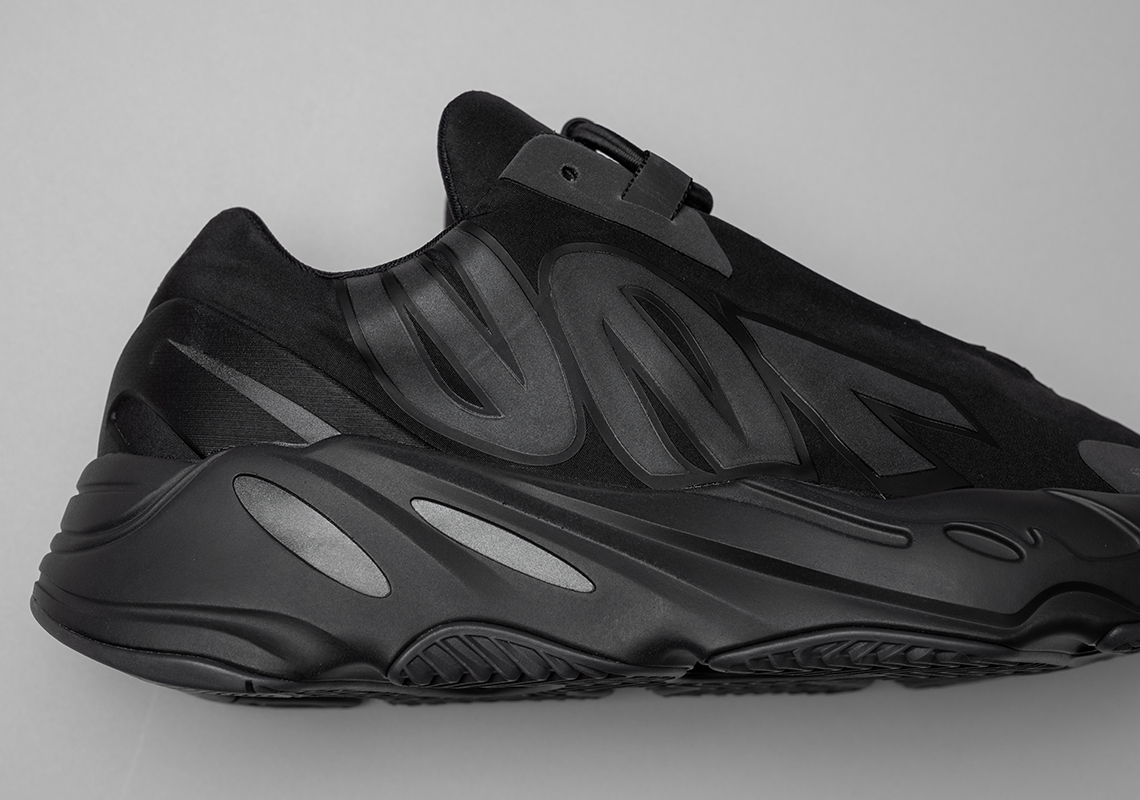 Adidas Yeezy Boost 700 Mnvn Black Fv4440 2
