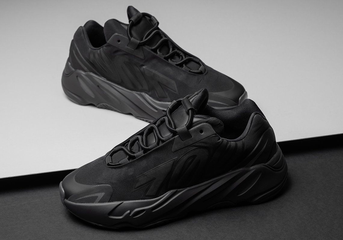 Adidas Yeezy Boost 700 Mnvn Black Fv4440 4