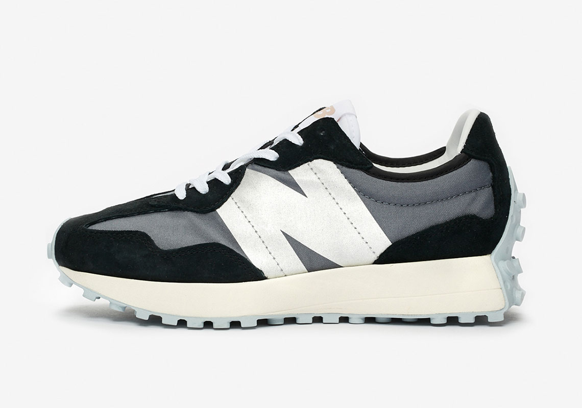 New Balance 327 Black Grey 6