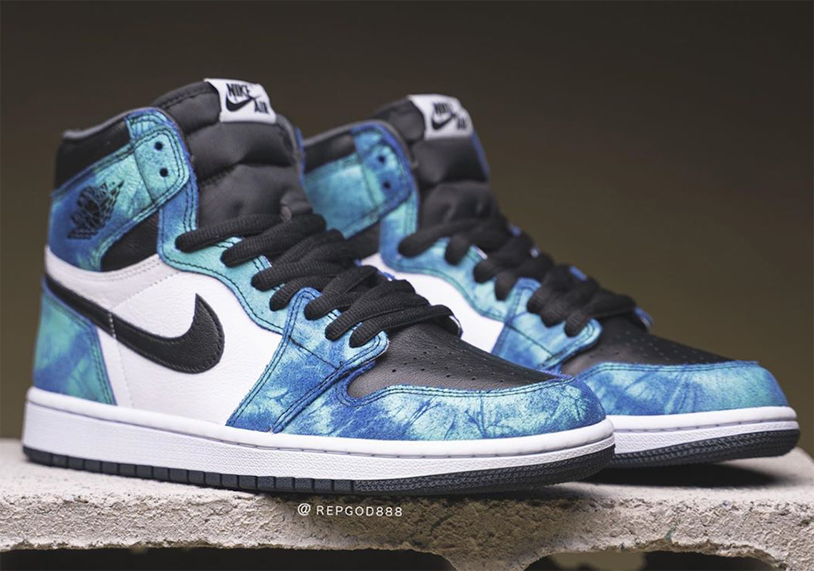 Best Look Yet At The Air Jordan 1 Retro High OG "Tie Dye"