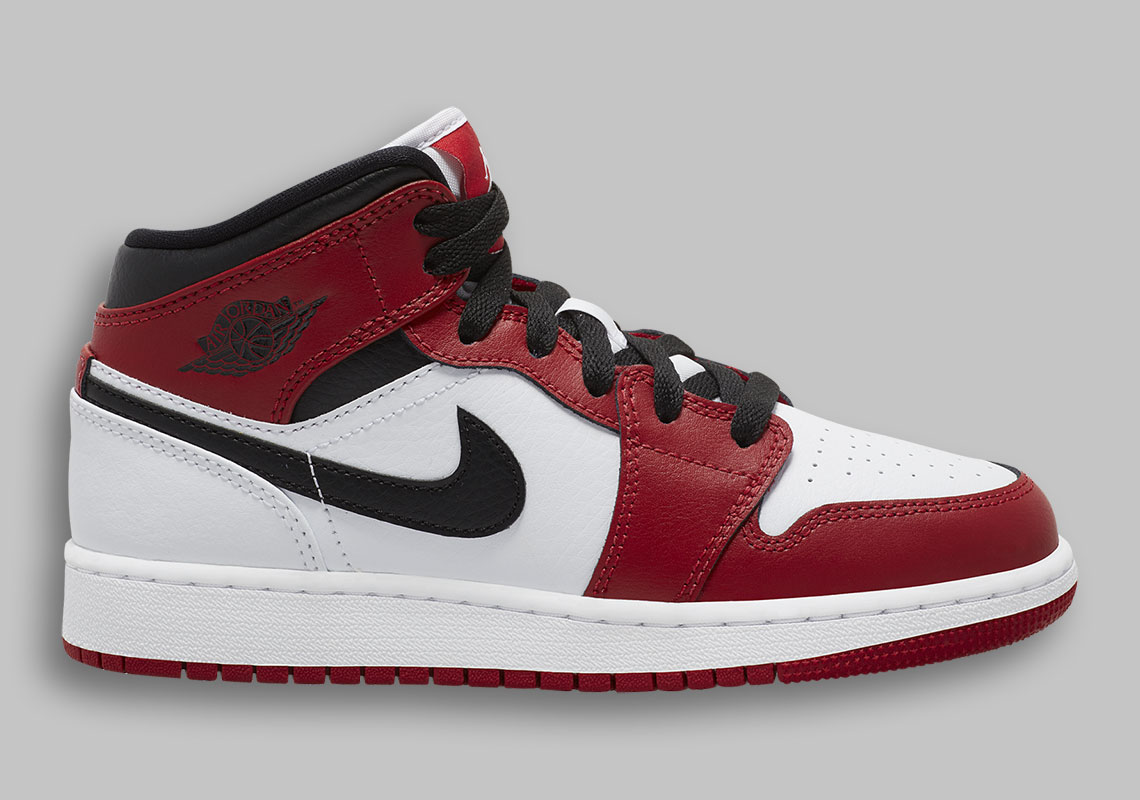 Air Jordan 1 Mid "Chicago" Arriving In Kids Sizes
