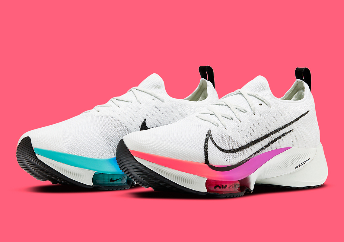 Alternate Color-Blocking Trend Continues On The Nike Air Zoom Tempo NEXT%