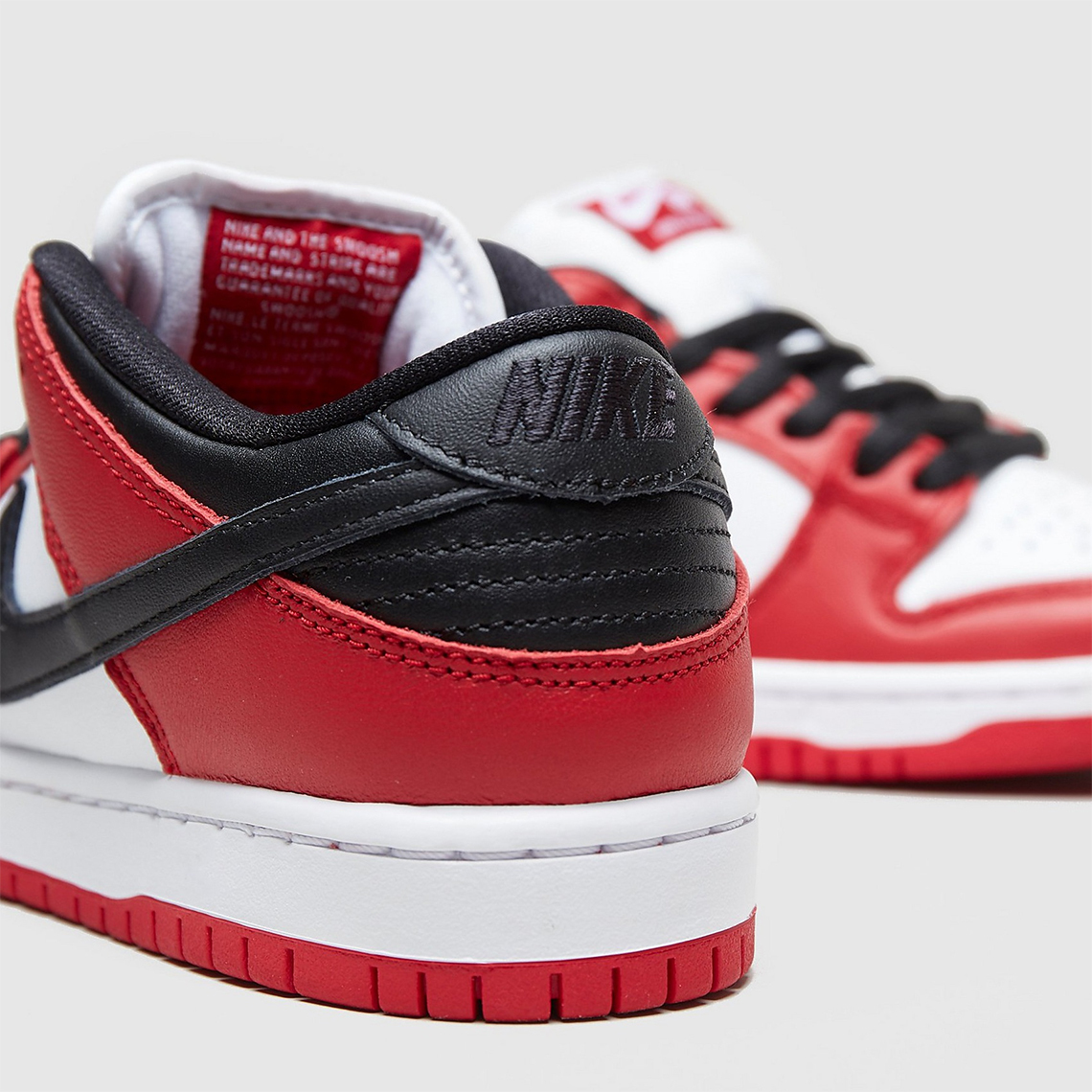 Nike Sb Dunk Low Chicago 3