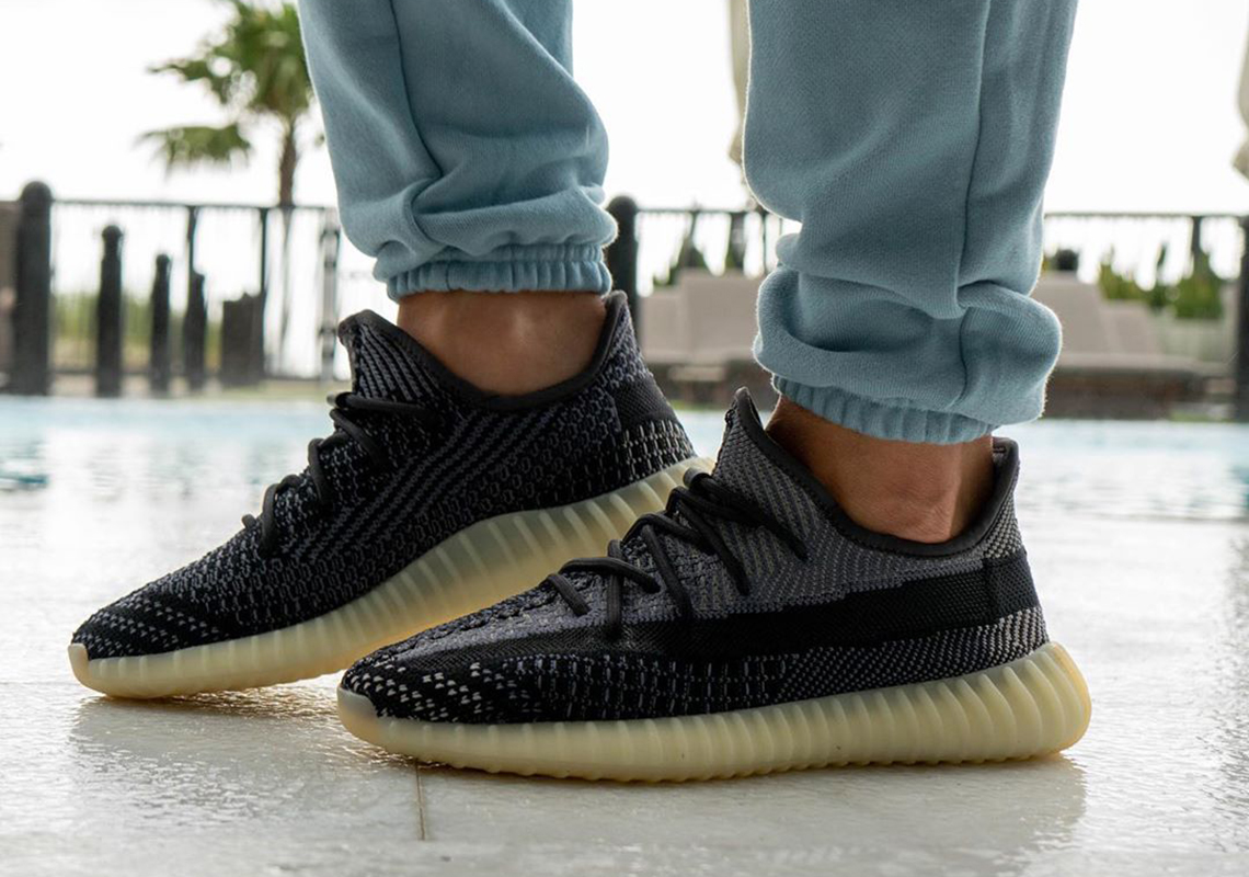 Adidas Yeezy Boost 350 V2 Asriel Photos 3