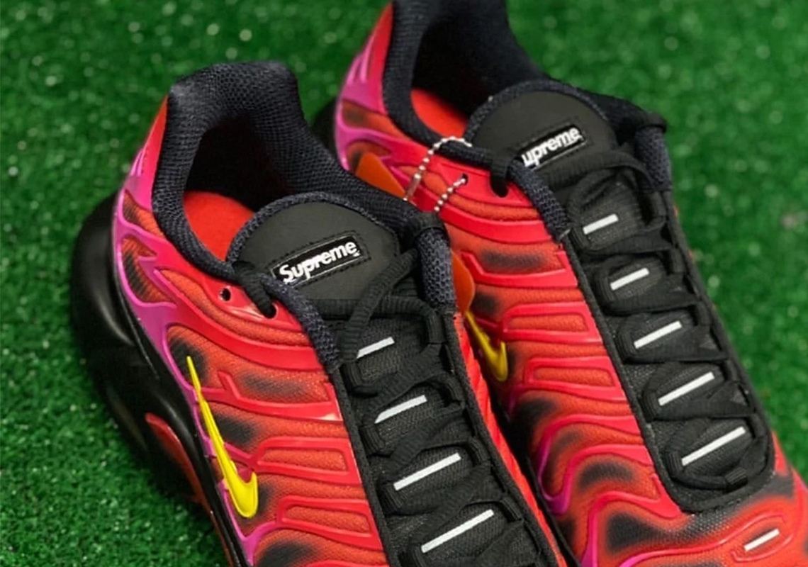 First Look At The Supreme x Nike Air Max Plus "University Red"
