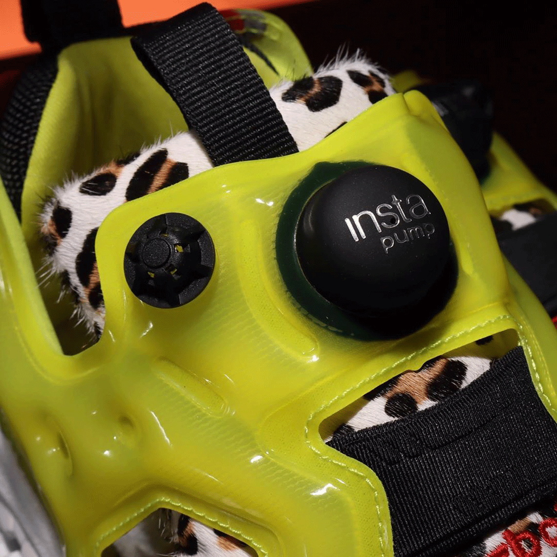 Atmos Reebok Instapump Fury Fz4432 3