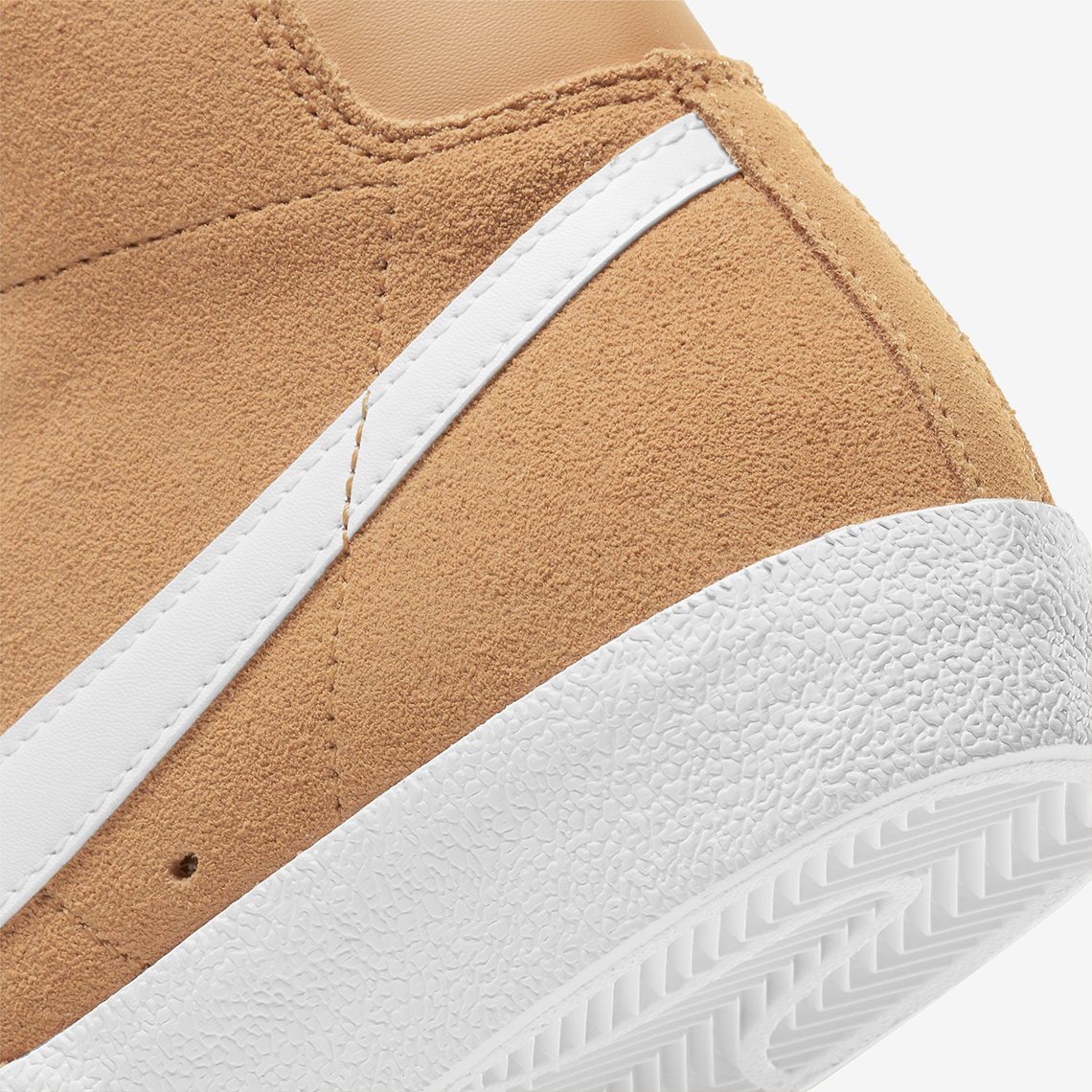 Nike Blazer Mid 77 Wheat Suede Db5461 701 4