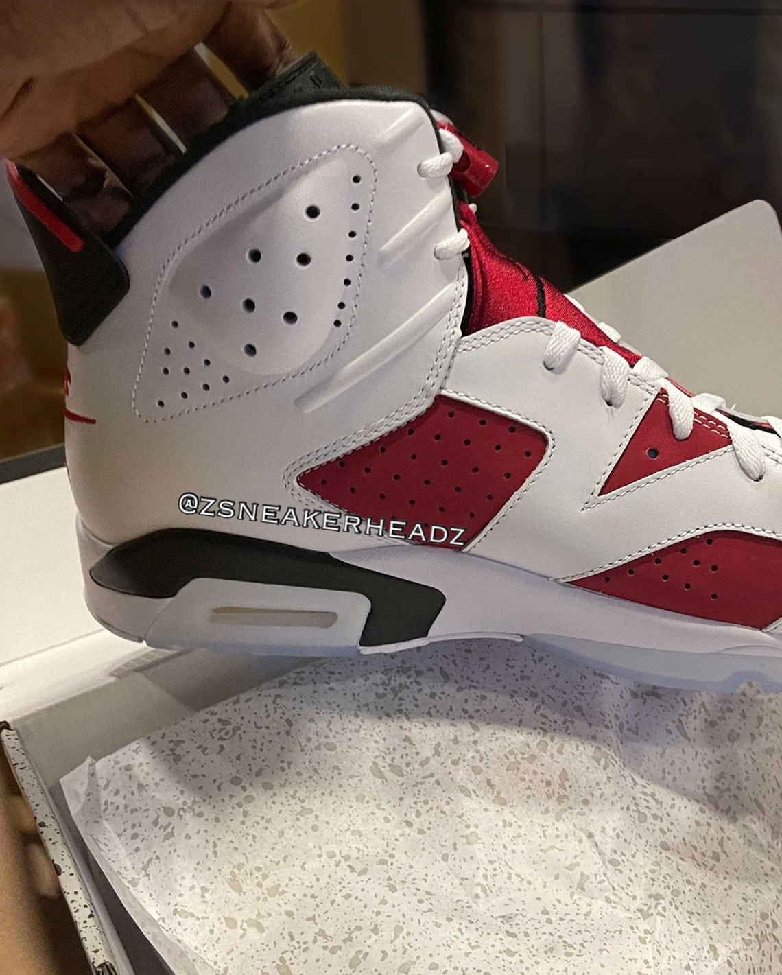 Air Jordan 6 Carmine 2021 Photos 3