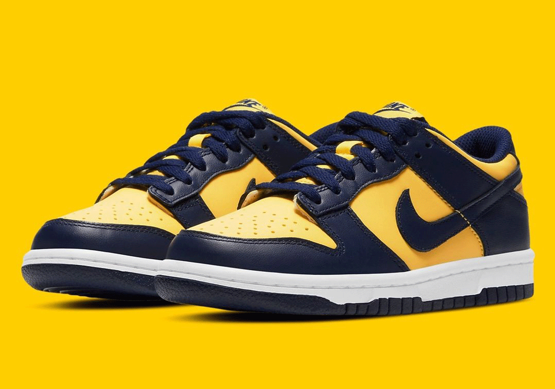 First Look At The Nike Dunk Low "Michigan"