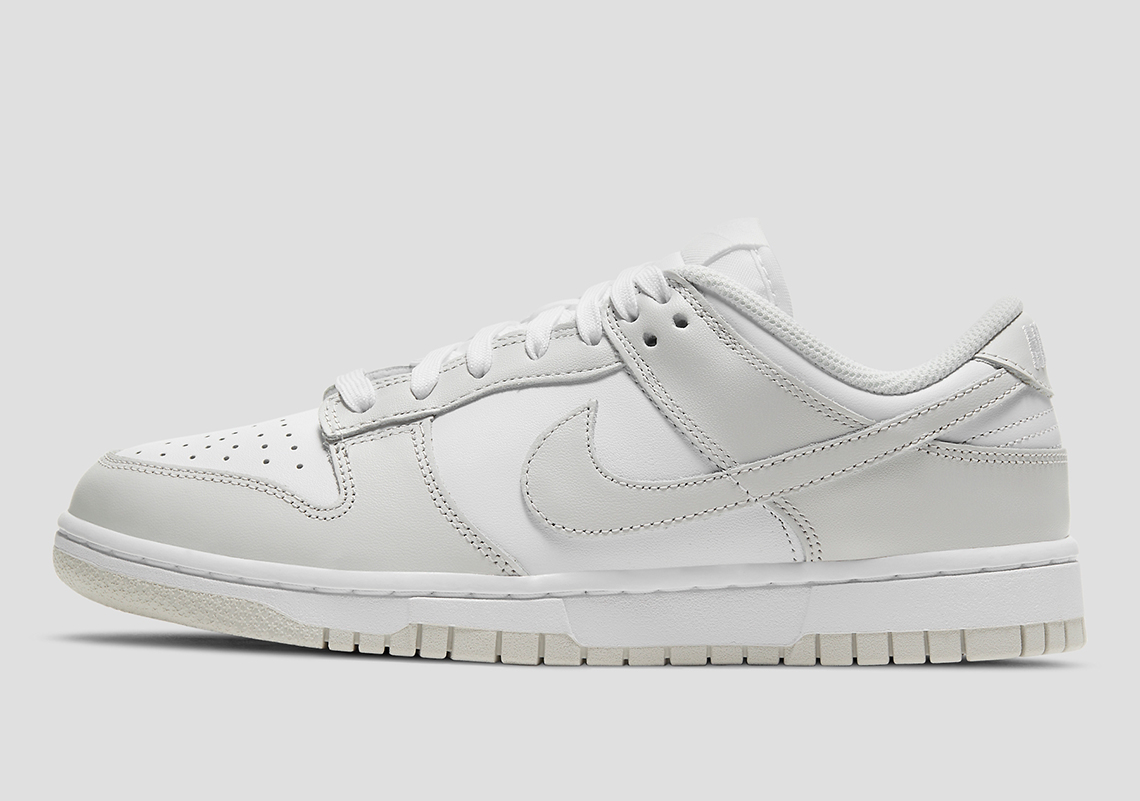 Nike Dunk Low Wmns Photon Dust 8