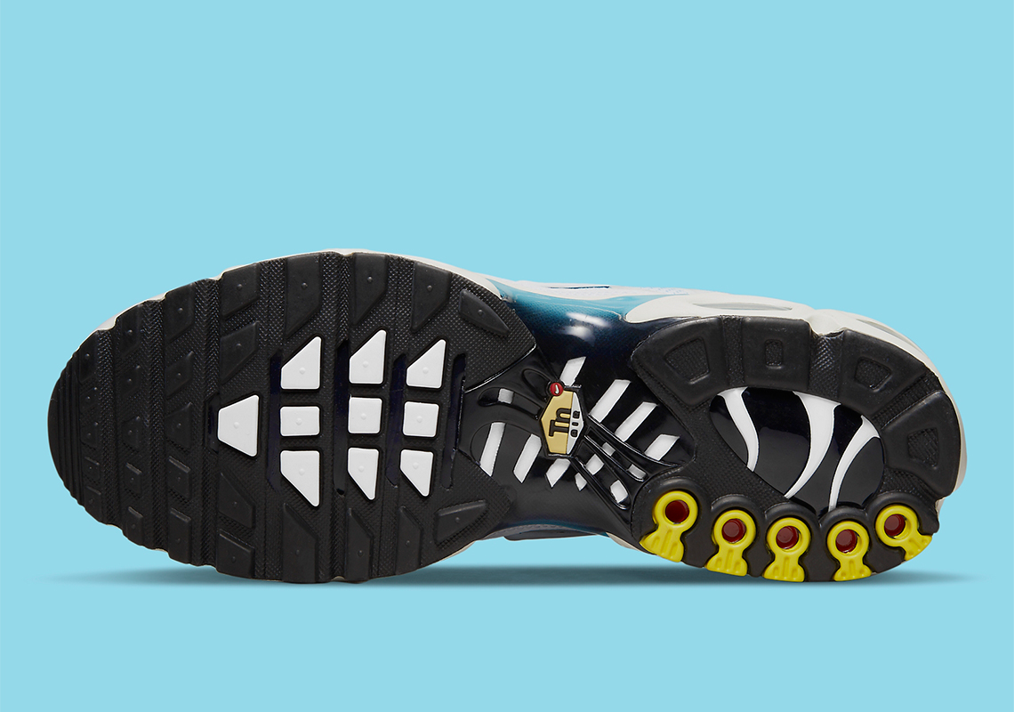 Nike Air Max Plus Cz1651 400 9