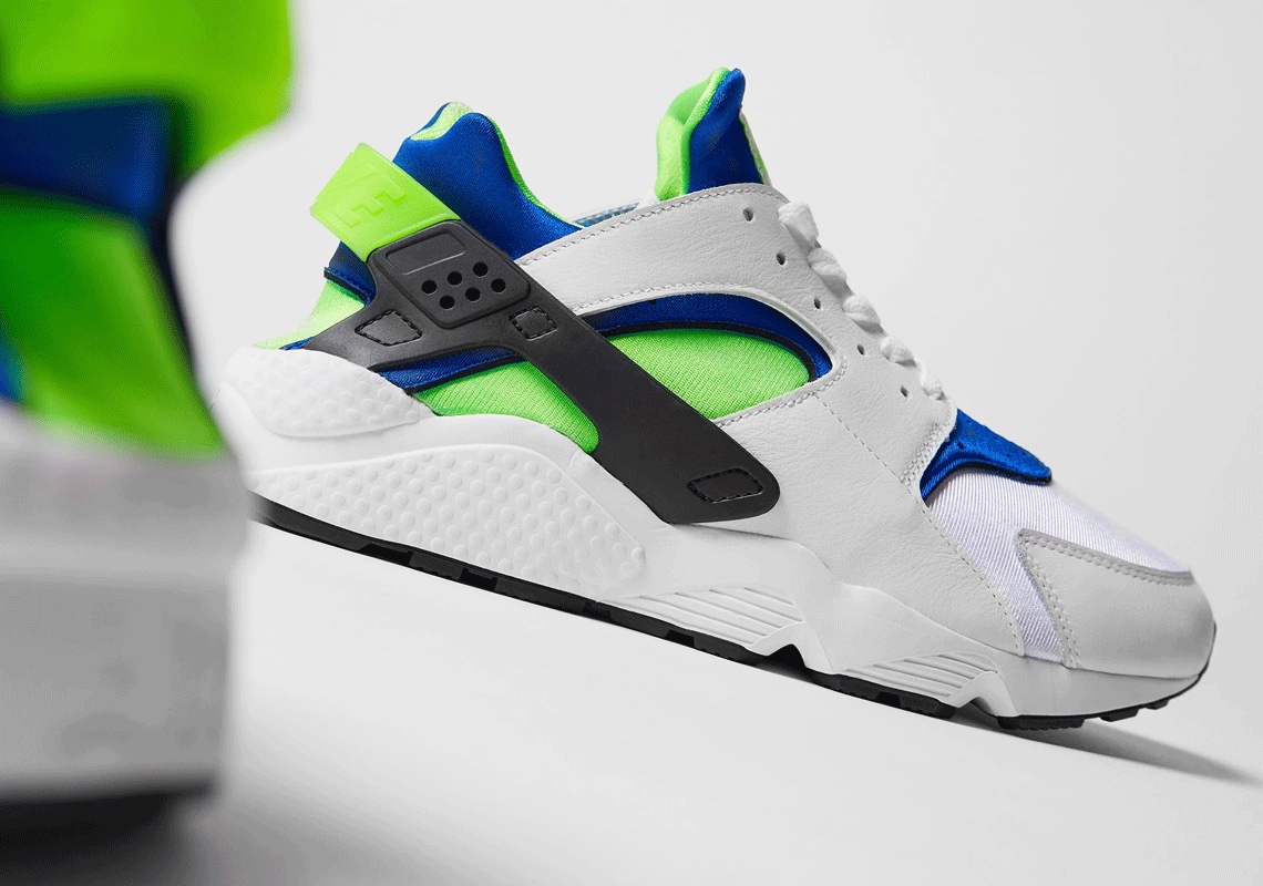 Nike Air Huarache Dd1068 100 01