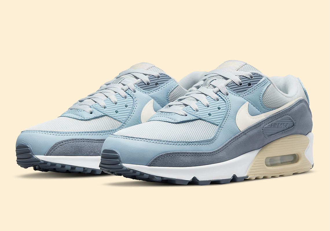 This Nike Air Max 90 "Ashen Slate" Sends Beachy Vibes