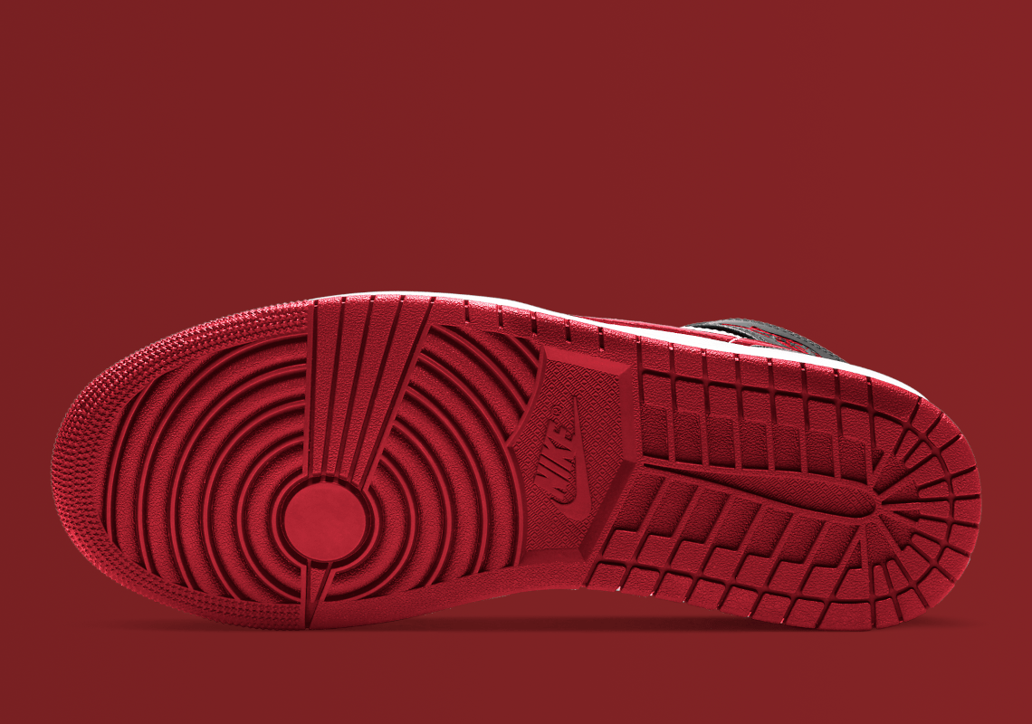 Air Jordan 1 Mid 554724 122 2