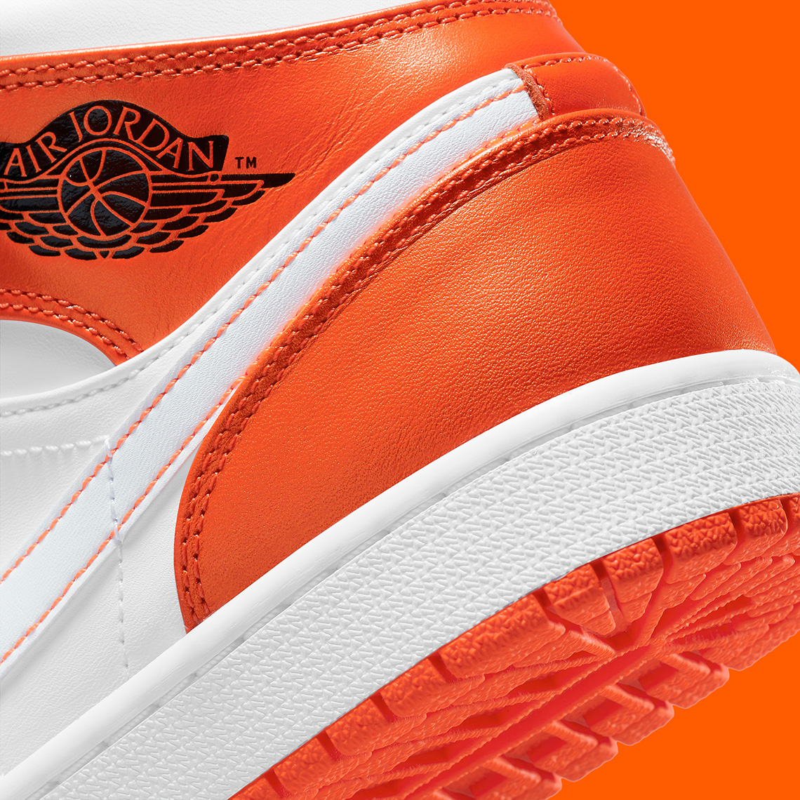 Air Jordan 1 Mid Dm3531 800 Release Info 7