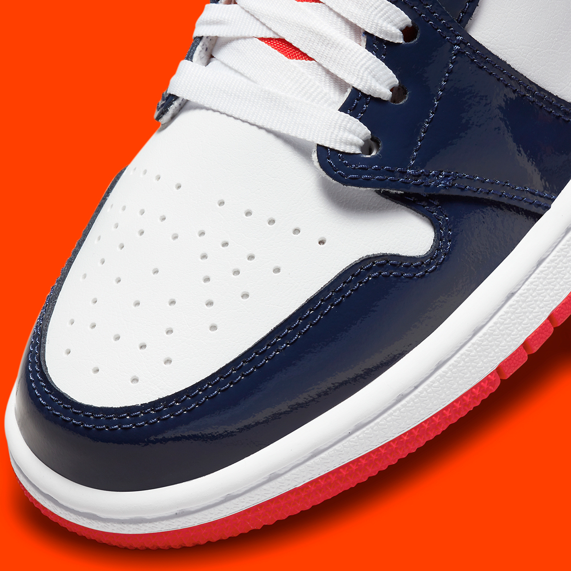 Air Jordan 1 Mid Dj5984 400 4