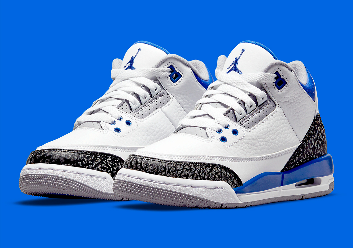 Official Images Of The Air Jordan 3 GS "Racer Blue"