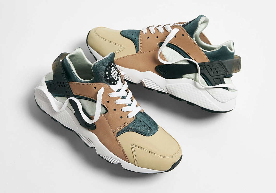 Nike Is Bringing Back The Air Huarache “Escape” From 2003