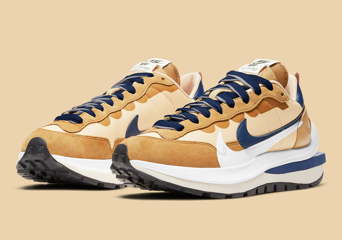 The sacai x Nike VaporWaffle "Sesame" Is Expected To Release This April