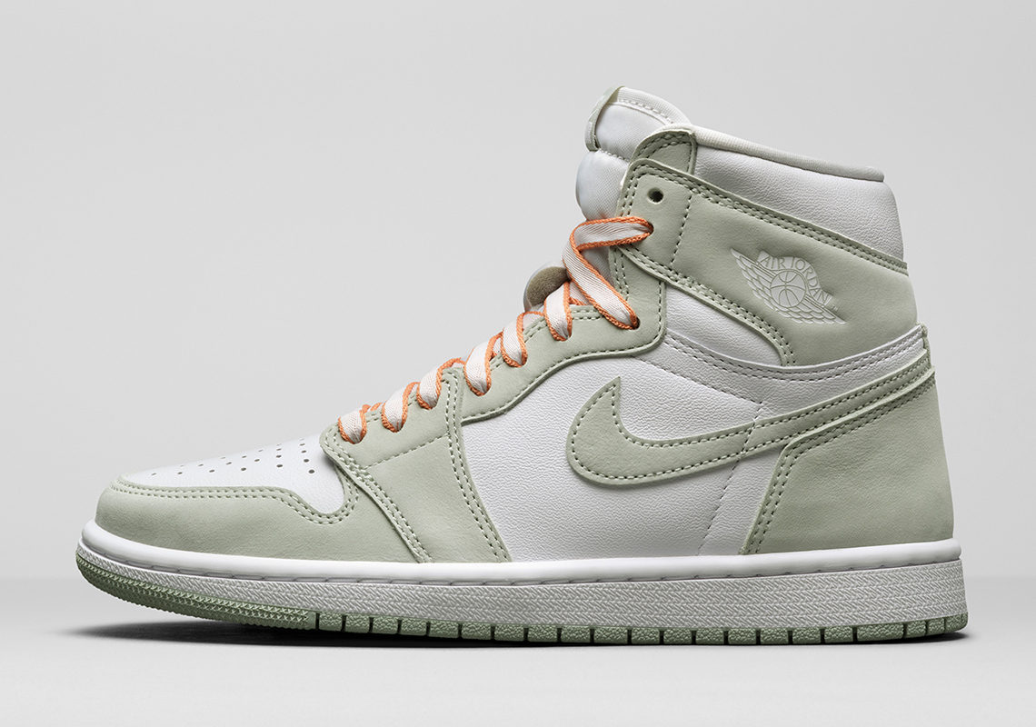 Air Jordan 1 Retro High Og Womens Cd0461 002 2