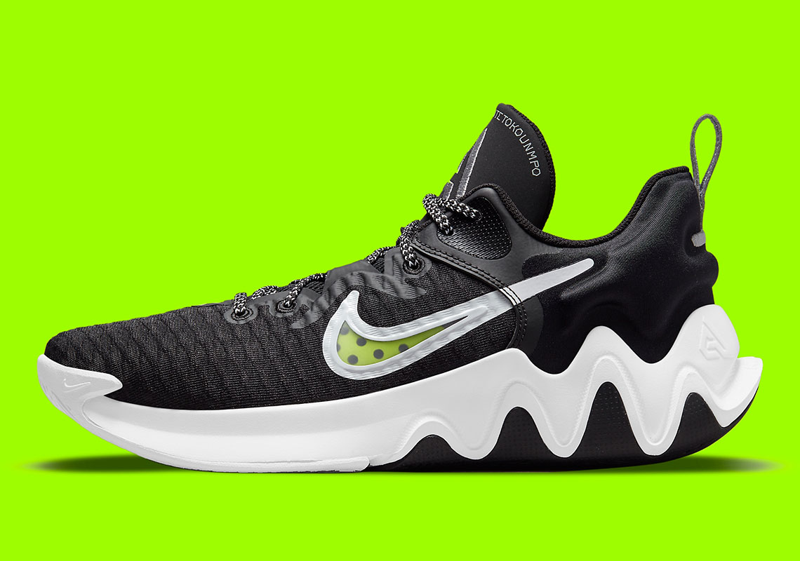 Nike Giannis Immortality Black Volt Cz4099 010 3