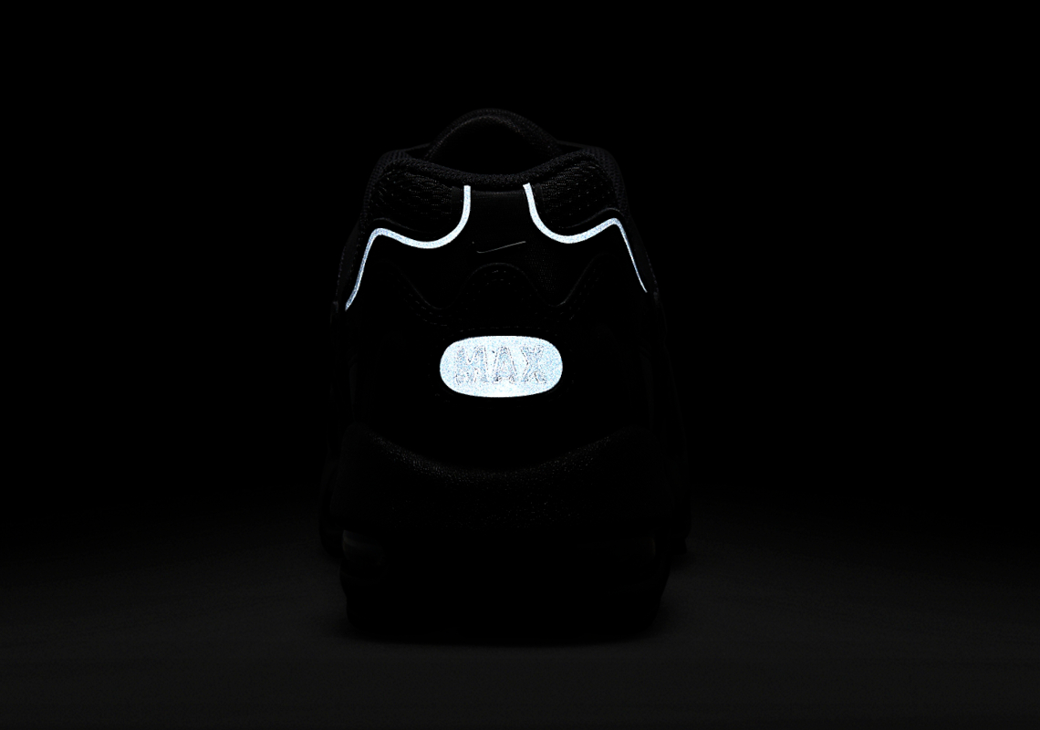 Nike Air Max 96 Ii Triple Black Dj0328 001 2