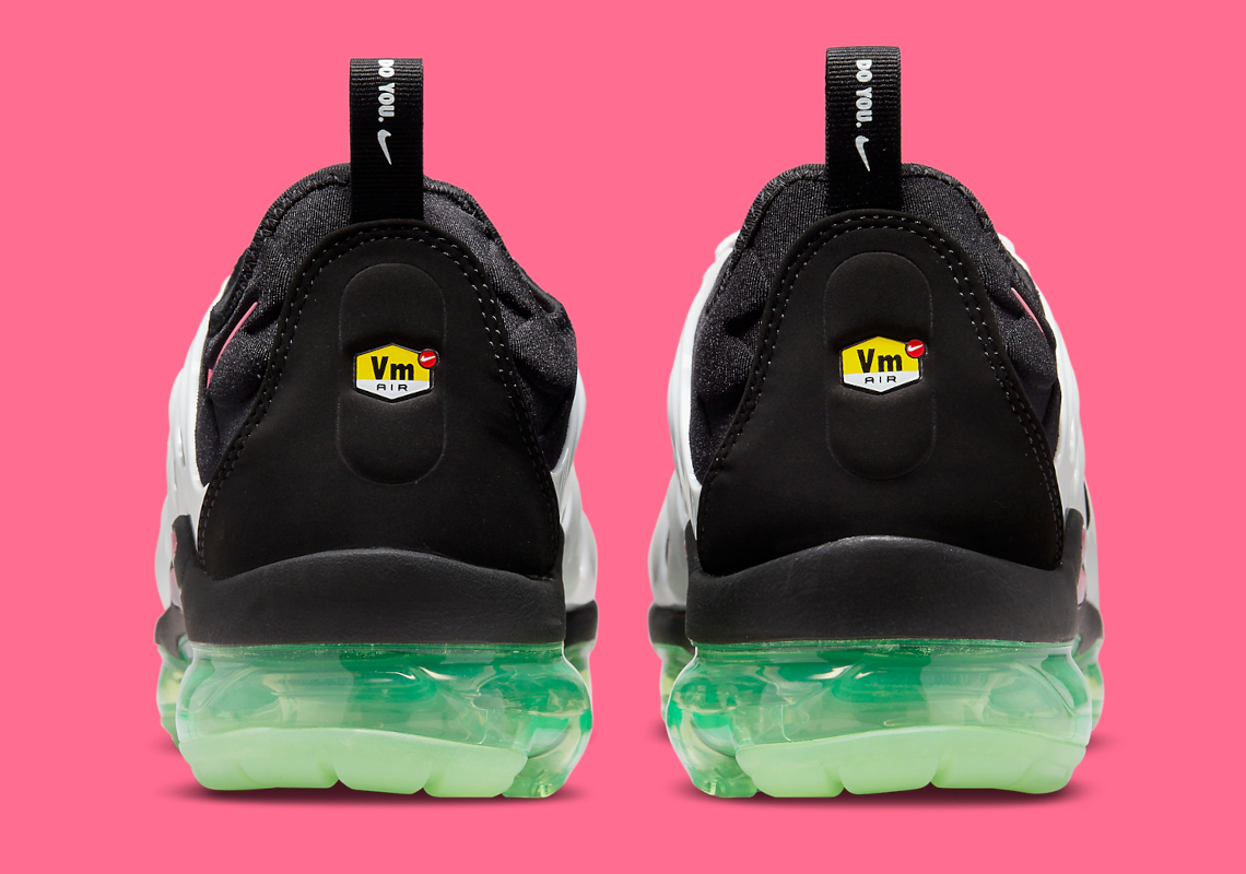 Nike Vapormax Plus Dm8121 00103