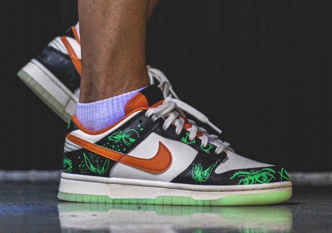 2021's Nike Dunk Low "Halloween" Features Glow-In-The-Dark Soles
