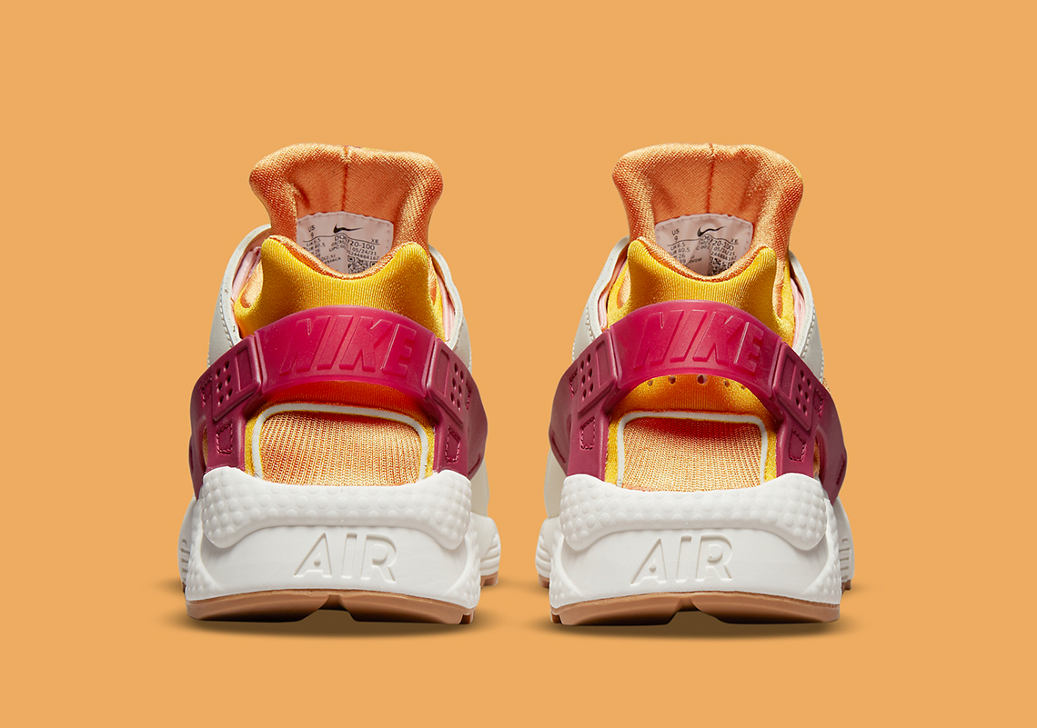 Nike Air Huarache Do6720 100 5