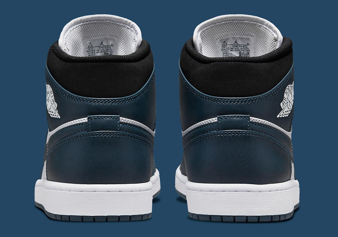 Air Jordan 1 Mid Blue Black White 554724 411 1