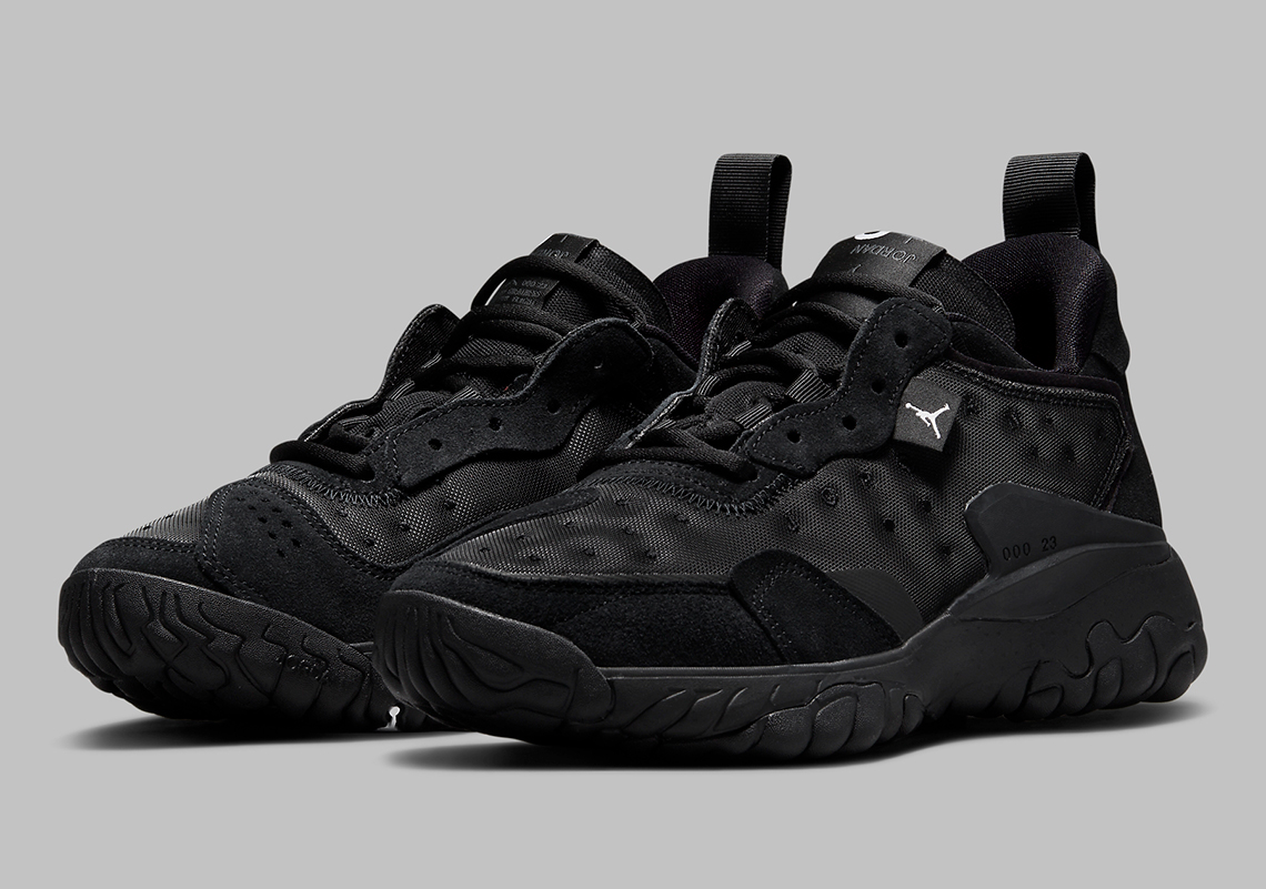 The Jordan Delta 2 Appears In “Triple Black”