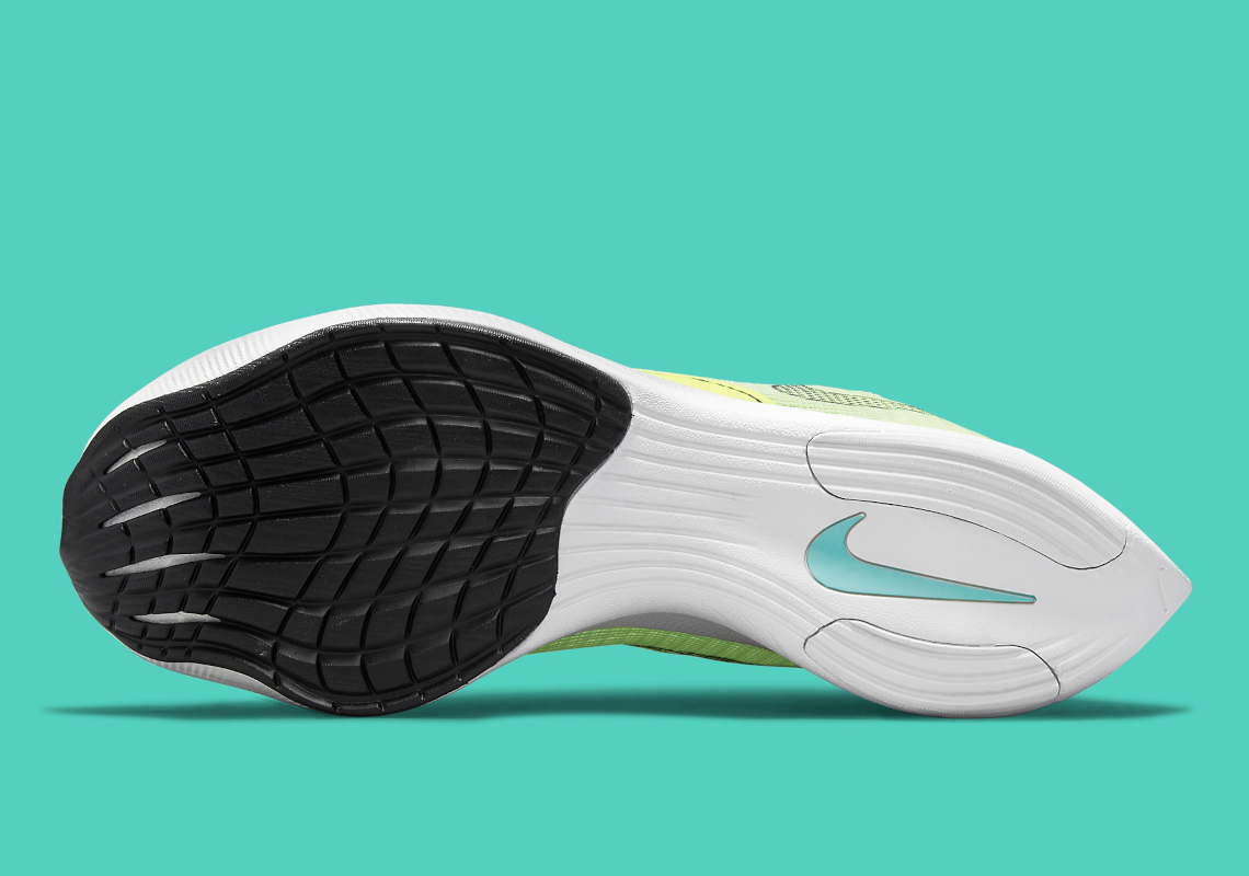 Nike Vaporfly Next 2 Cu4123 700 2