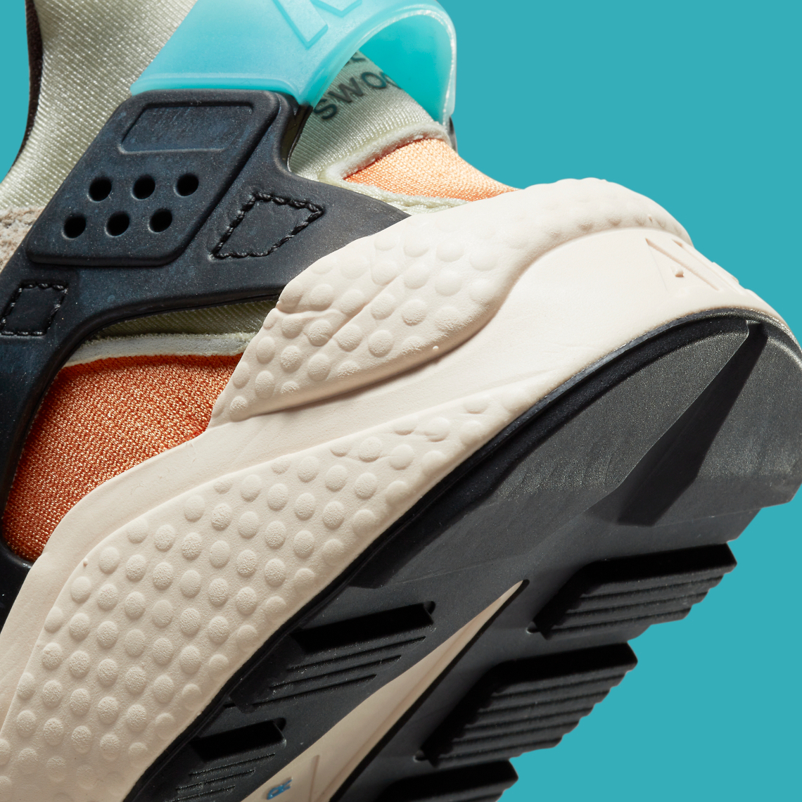 Nike Air Huarache Do7261 087 6