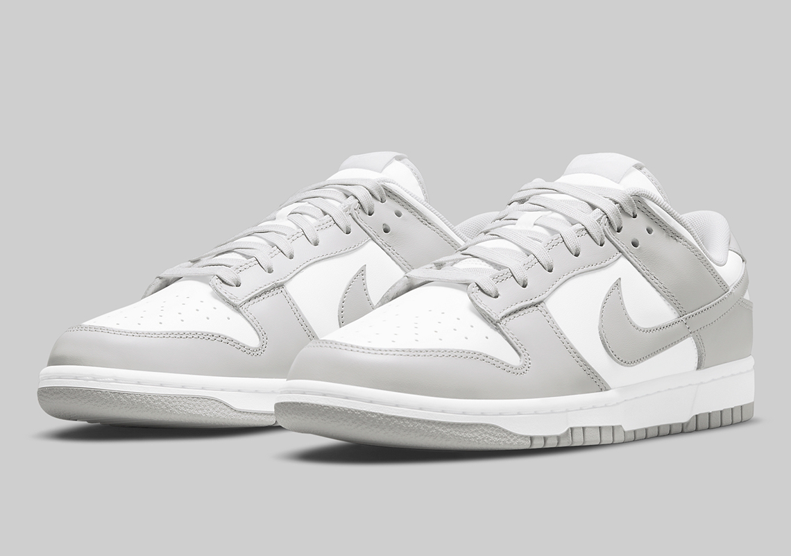 Nike Dunk Low "Grey Fog" Releases On September 21st
