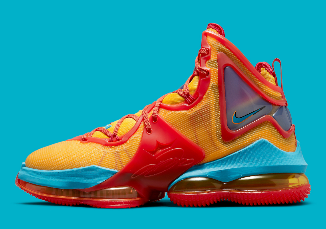 Nike LeBron 19 “Uniform Hook” Releases December 18th