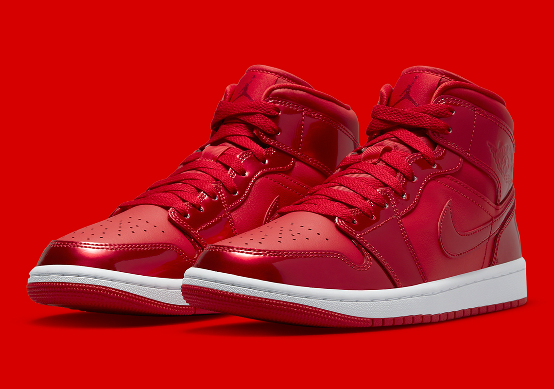 Air Jordan 1 Mid Se University Red Pomegranate Dh5894 600 3
