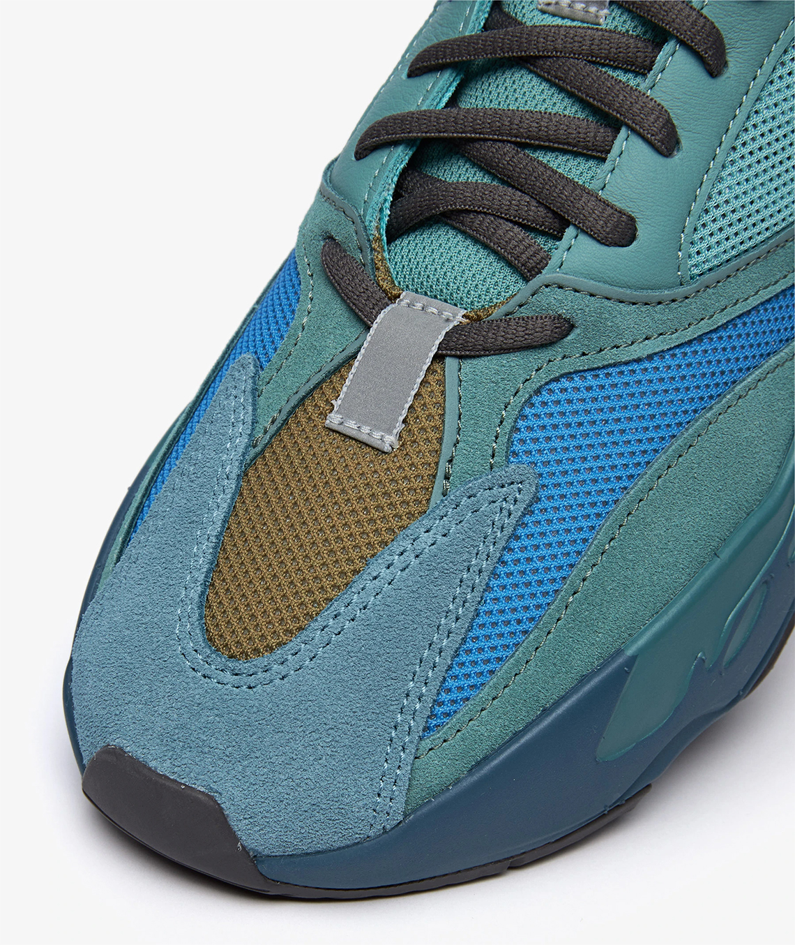 Yeezy 700 Faded Azure Gz2002 Store List 3