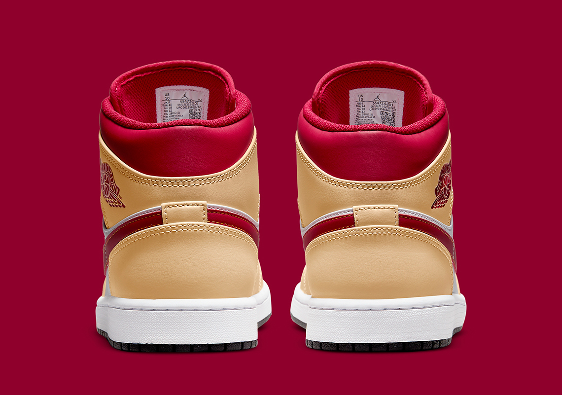 Air Jordan 1 Mid 554724 201 6