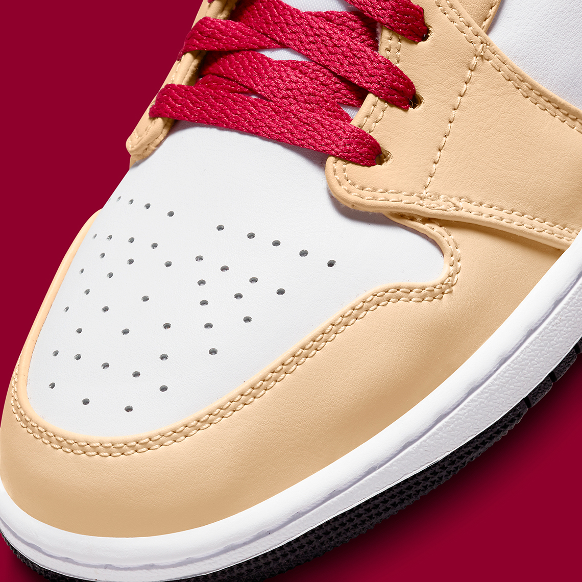 Air Jordan 1 Mid 554724 201 7