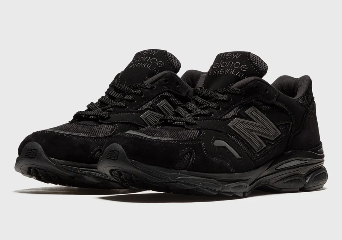 The UK-Made New Balance 920 Appears In “Triple Black”