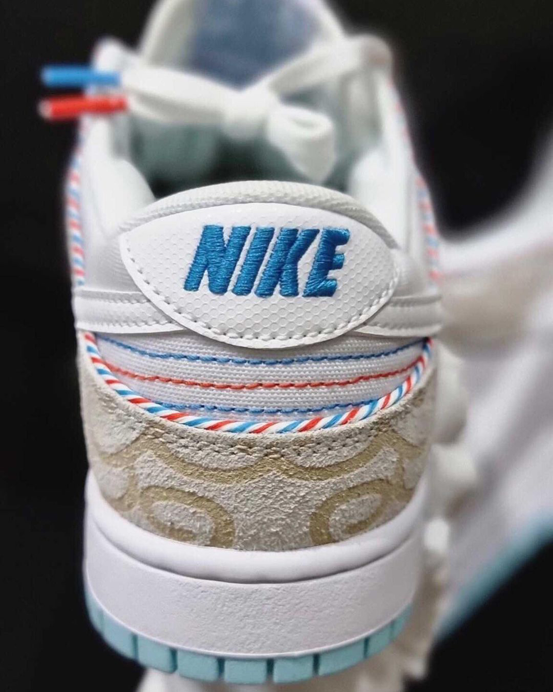 Nike Dunk Low Barber Shop 1