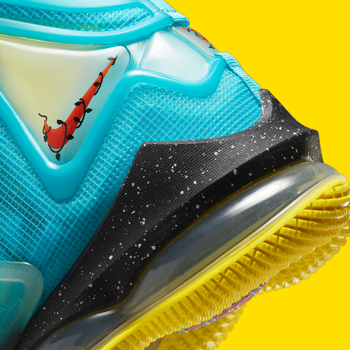 Nike Lebron 19 Christmas Dc9338 400 Release Date 6
