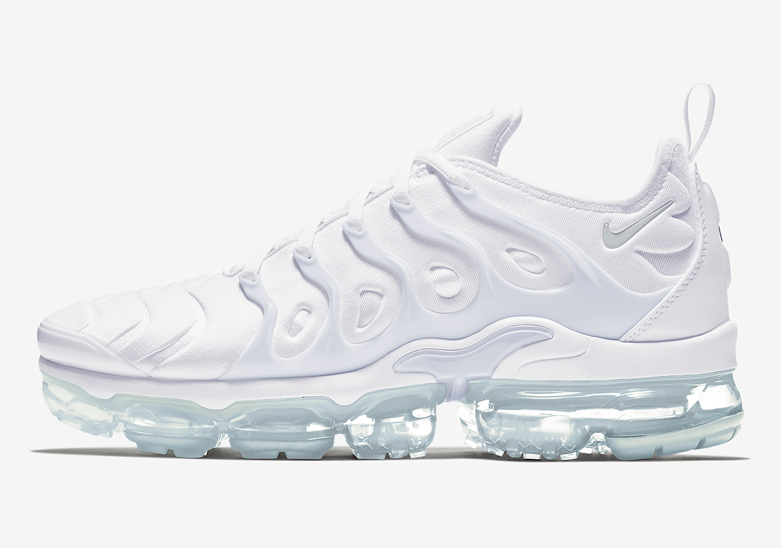 03 Top Selling Sneakers 2021 Nike Vapormax Plus