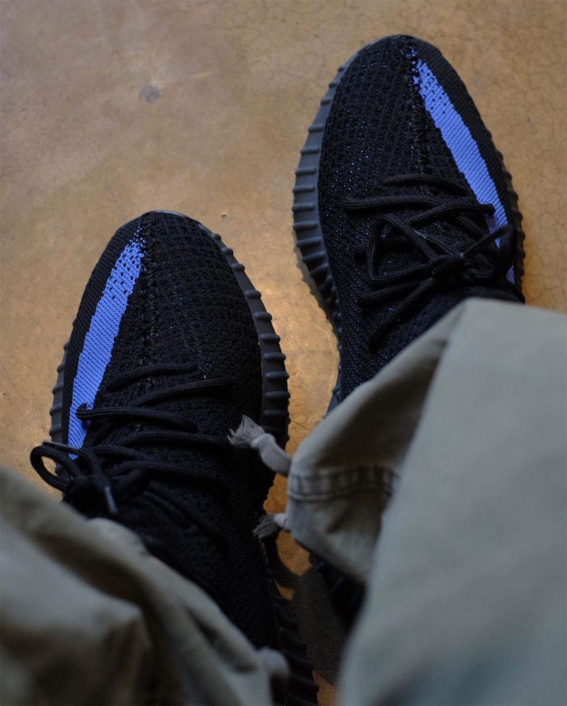 Adidas Yeezy Boost 350 V2 Dazzling Blue Gy7164 Store List 5