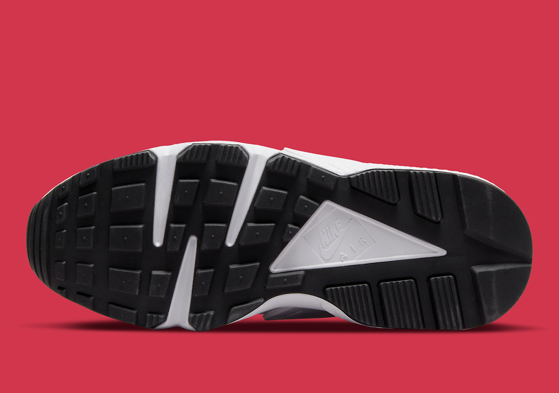 Nike Air Huarache Dh4439 106 1