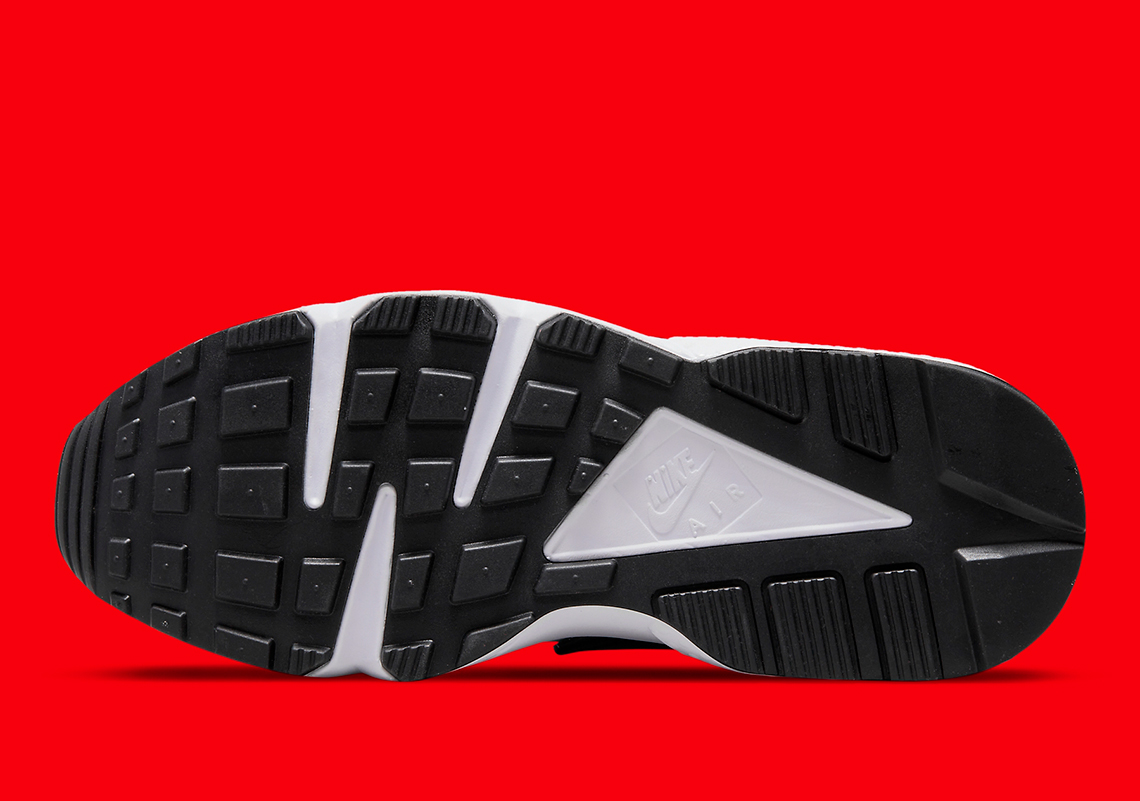 Nike Air Huarache Dv2220 100 1