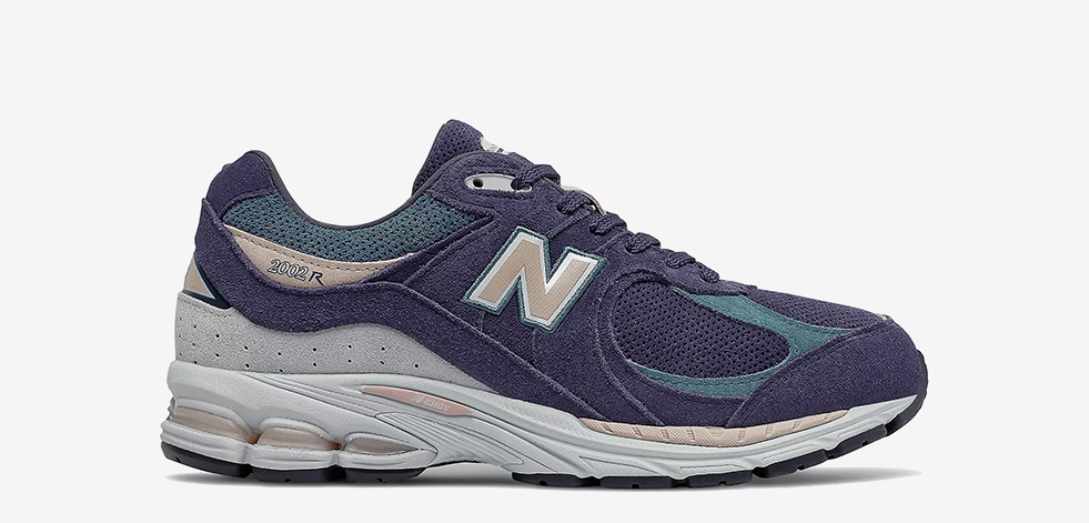 New Balance Shopping Guide March 2022 2002r Thumb 3