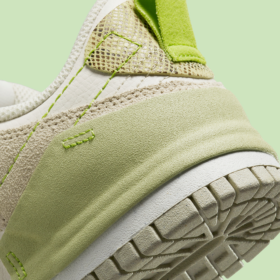 Nike Dunk Low Disrupt 2 Snakeskin Dv3206 001 Release Date 7
