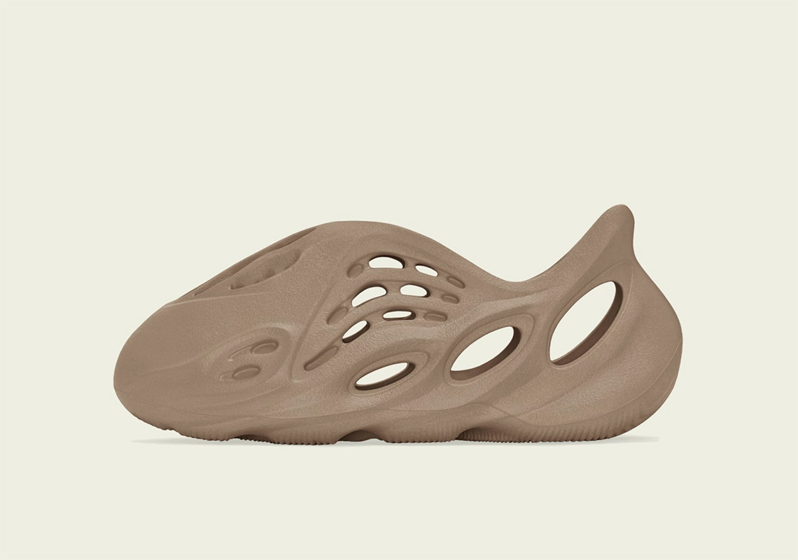 Yeezy Foam Runner Mist Kids Gw1970 Store List 1